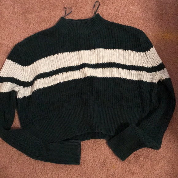 Lottie Moss Sweaters - Lottie Moss cropped sweater 🦋 Lottie Moss Sweaters - Lottie Moss cropped sweater 🦋